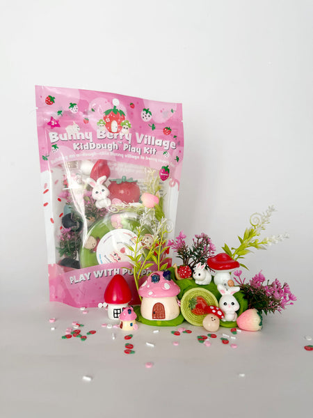 Bunny Berry Village Play Kit (Strawberry Shortcake)